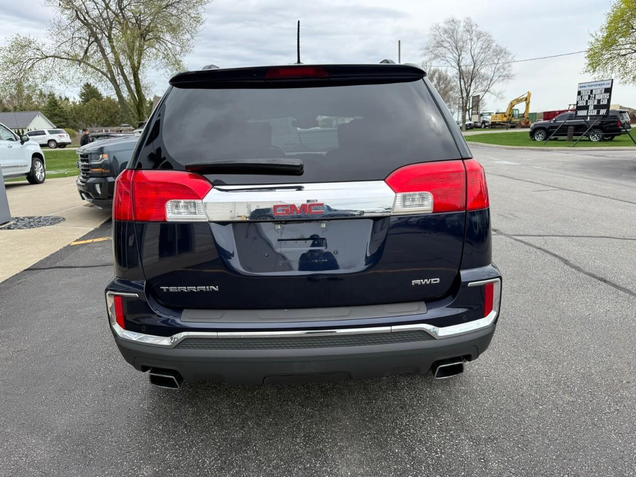 2017 GMC Terrain SLT All-wheel Drive Photo
