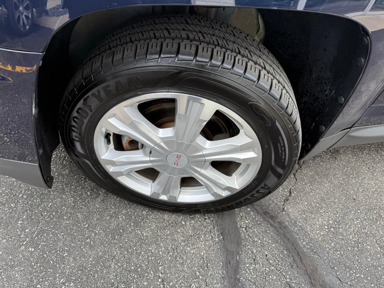 2017 GMC Terrain SLT All-wheel Drive Photo