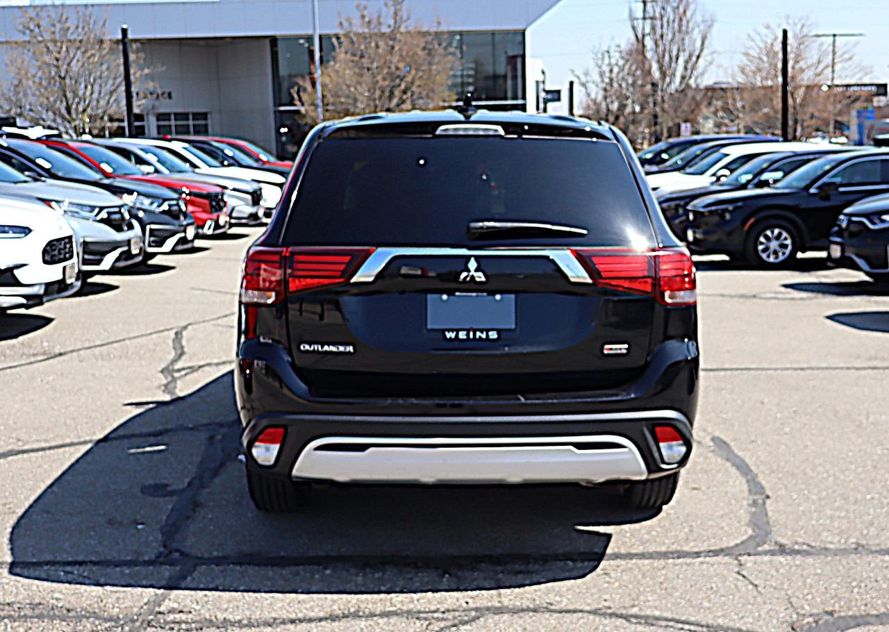2020 Mitsubishi Outlander ES 4dr S-AWC Photo