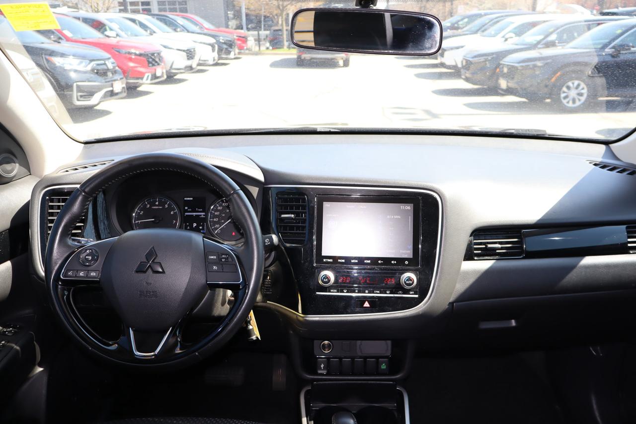 2020 Mitsubishi Outlander ES 4dr S-AWC Photo