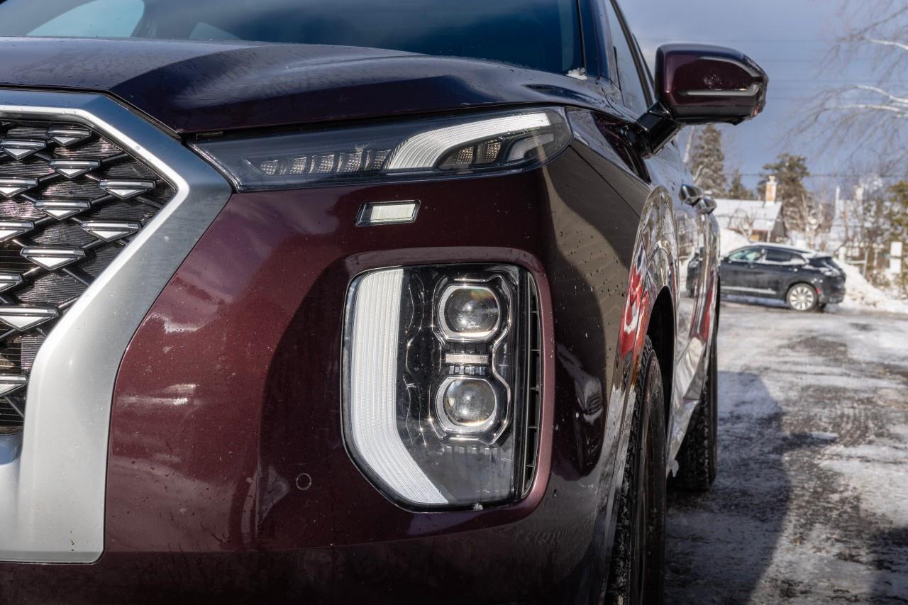 2021 Hyundai PALISADE Ultimate Calligraphy 7-Passenger AWD Photo