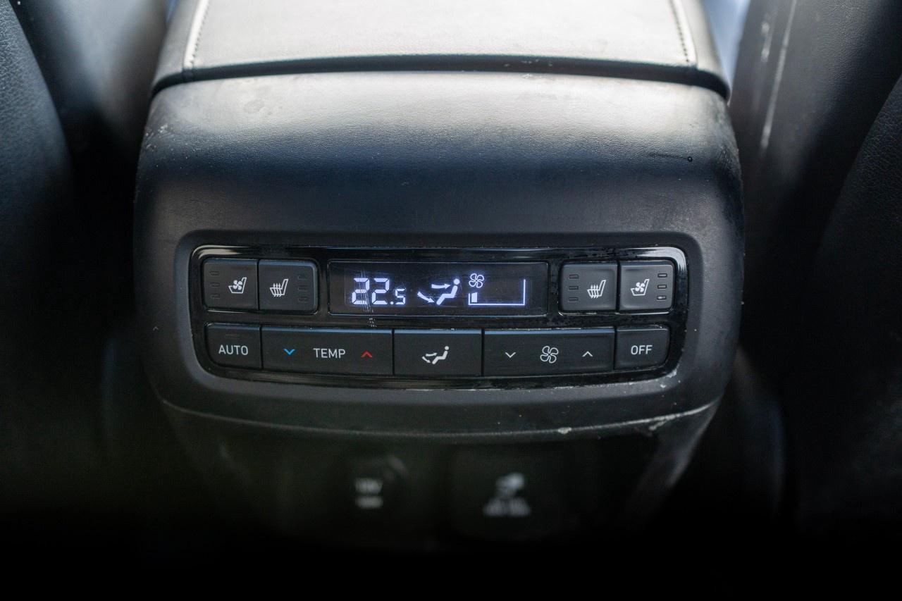 2021 Hyundai PALISADE Ultimate Calligraphy 7-Passenger AWD Photo