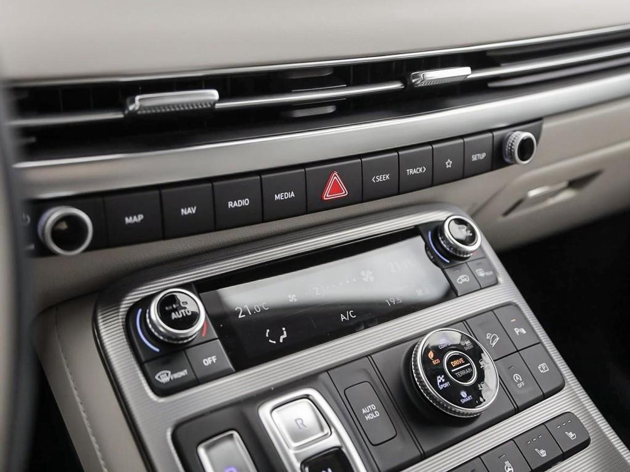 2025 Hyundai PALISADE Ultimate Calligraphy 4dr All-Wheel Drive Photo