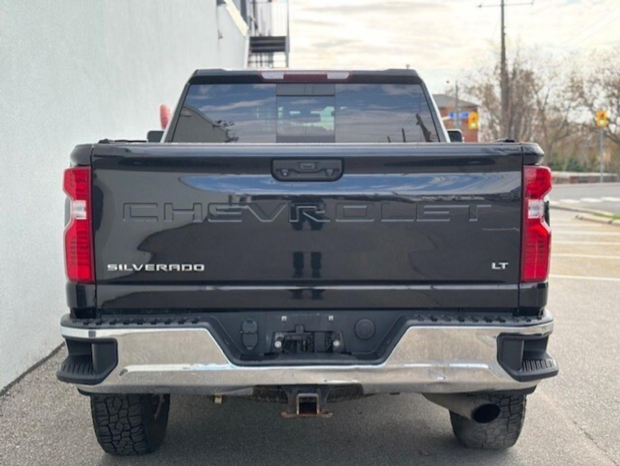 2022 Chevrolet SILVERADO 2500HD LT 4WD Z71 CREW CAB-SHORT BOX-LEATHER-CAM-TONNEAU Photo