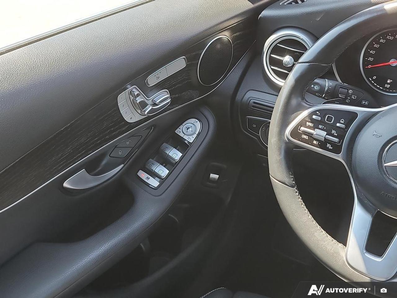 2021 Mercedes-Benz GLC300 LEATHER   LANE ASSIST   SMART DEVICE INTEGRATION Photo