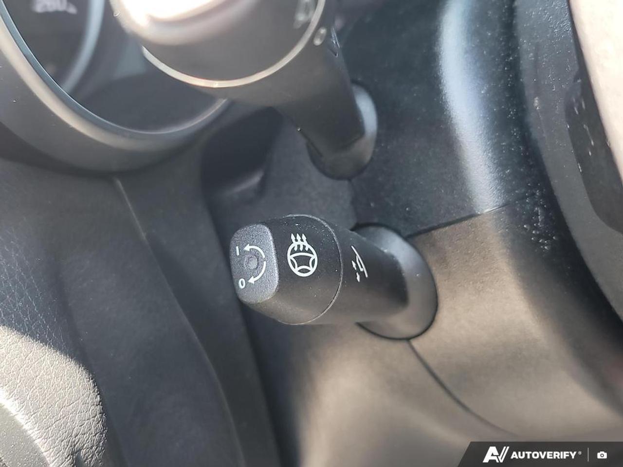 2021 Mercedes-Benz GLC300 LEATHER   LANE ASSIST   SMART DEVICE INTEGRATION Photo