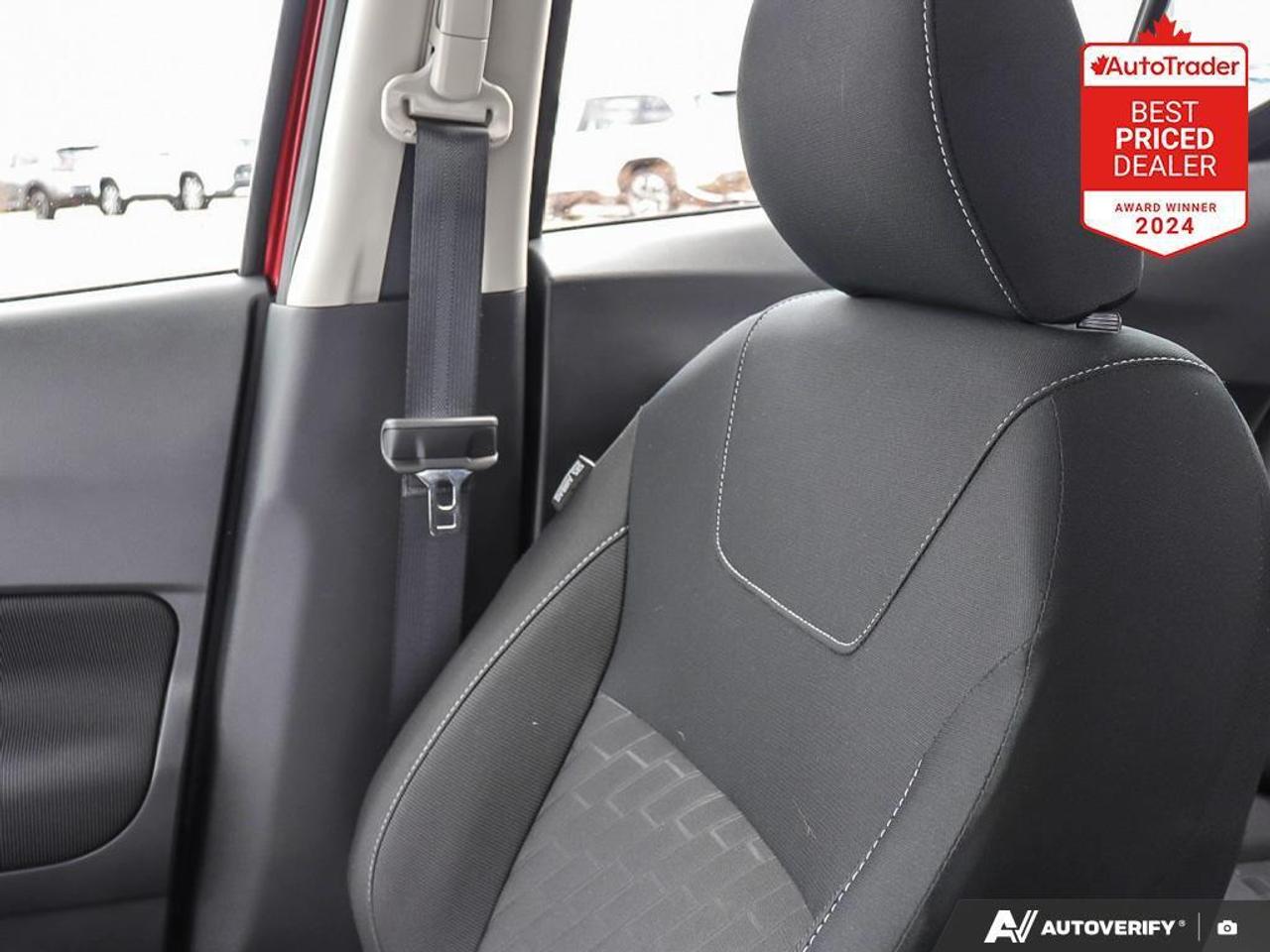 2025 Nissan Kicks Play SV 4dr Front-Wheel Drive Photo