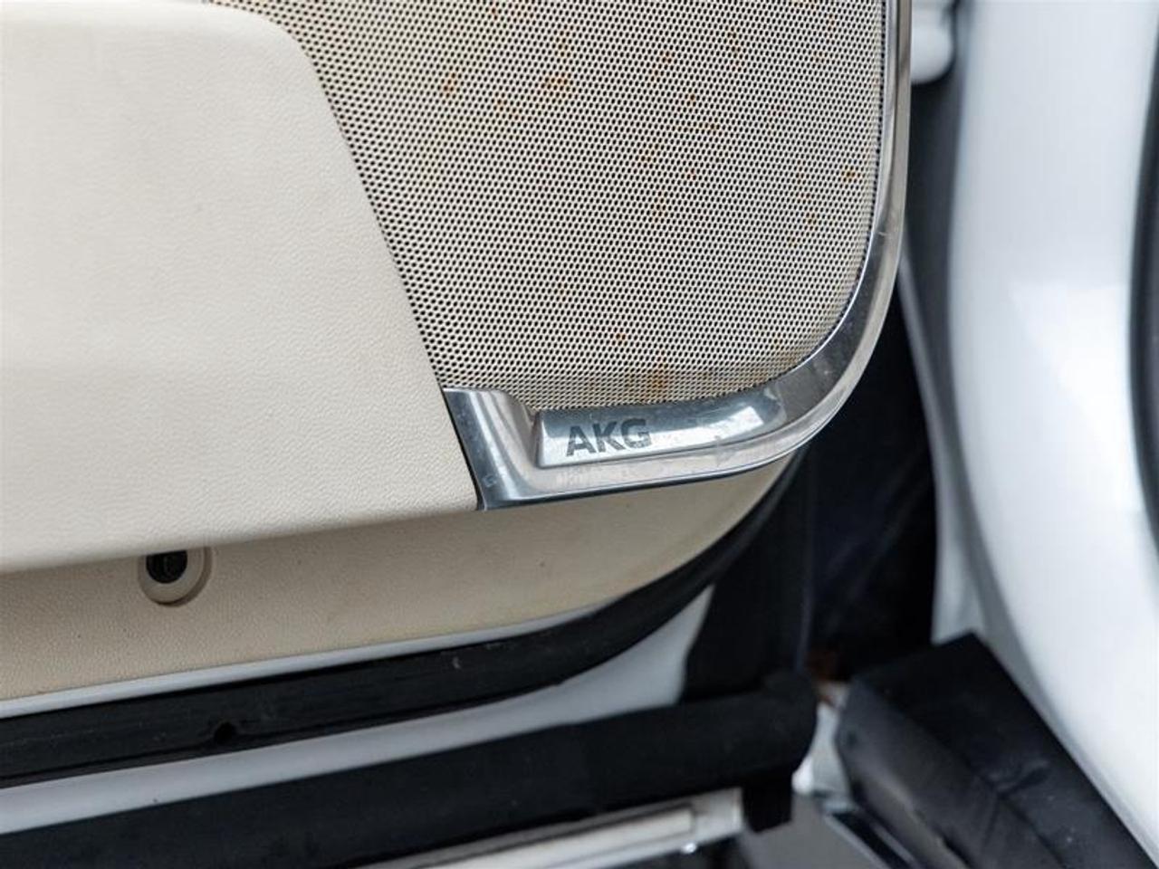 2022 Cadillac Escalade ESV Premium Luxury 4X4 Photo