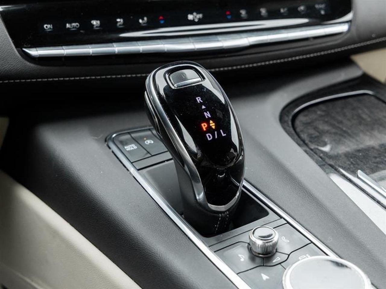 2022 Cadillac Escalade ESV Premium Luxury 4X4 Photo