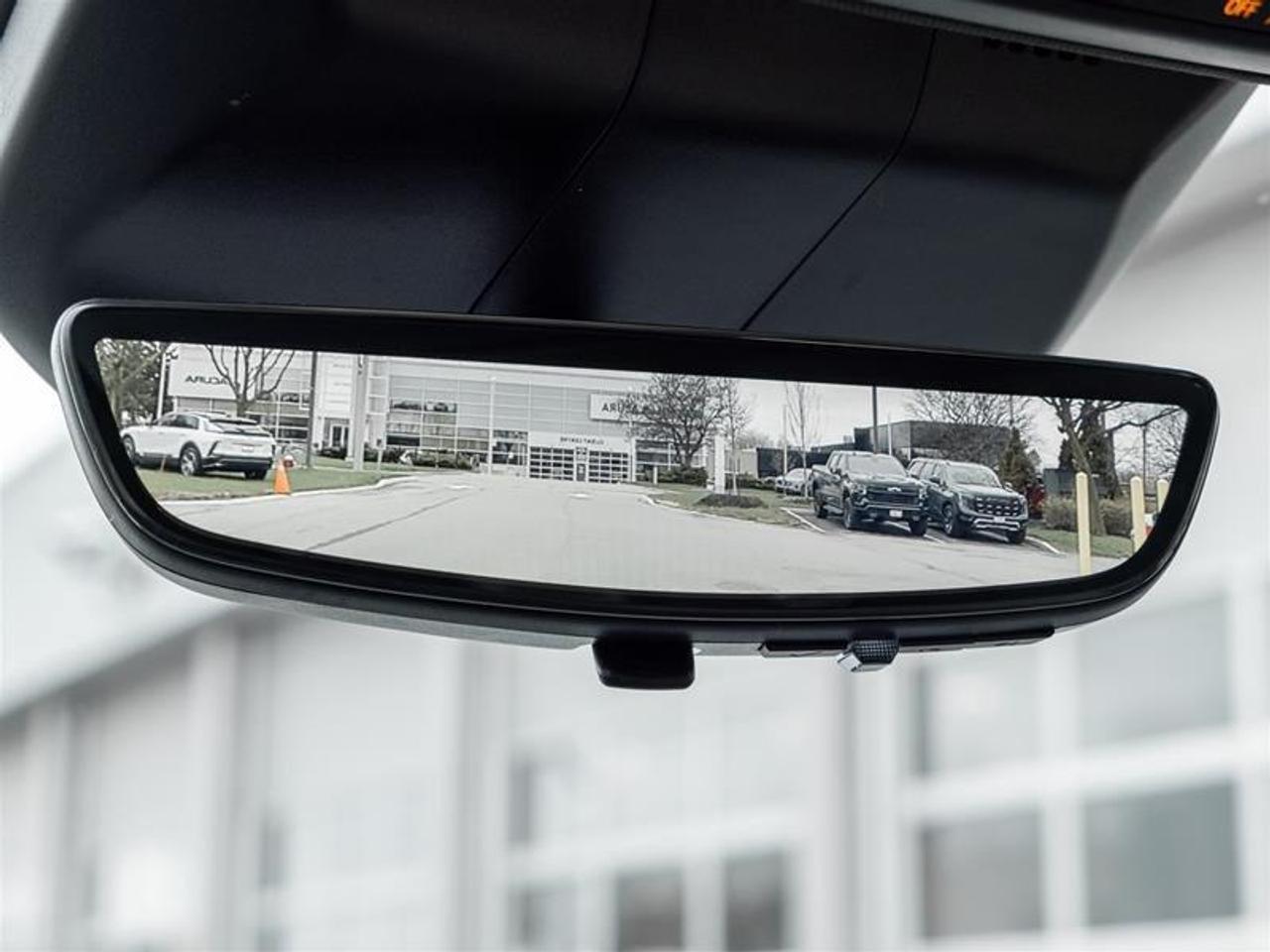 2022 Cadillac Escalade ESV Premium Luxury 4X4 Photo