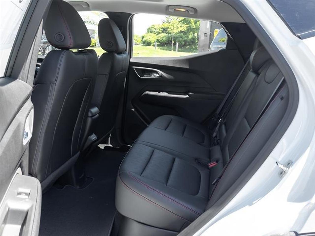 2027 Chevrolet Bolt RS 4dr Photo