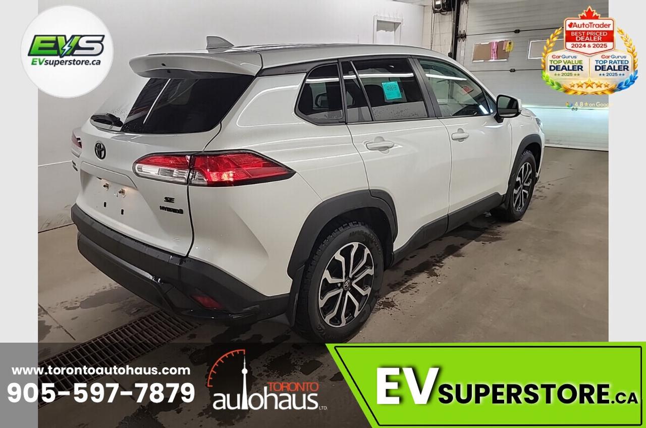 2024 Toyota Corolla Cross SE I AWD I HYBRID Photo