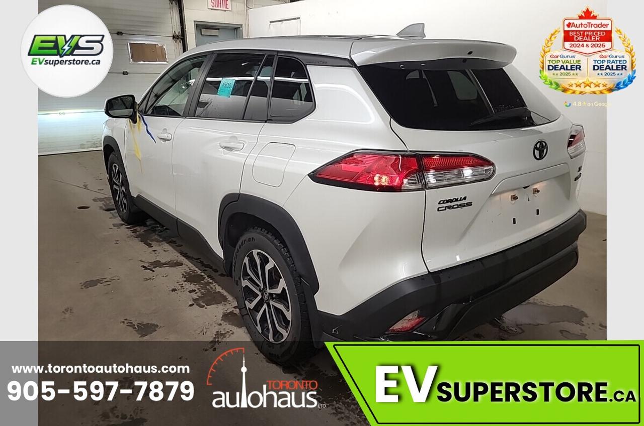 2024 Toyota Corolla Cross SE I AWD I HYBRID Photo