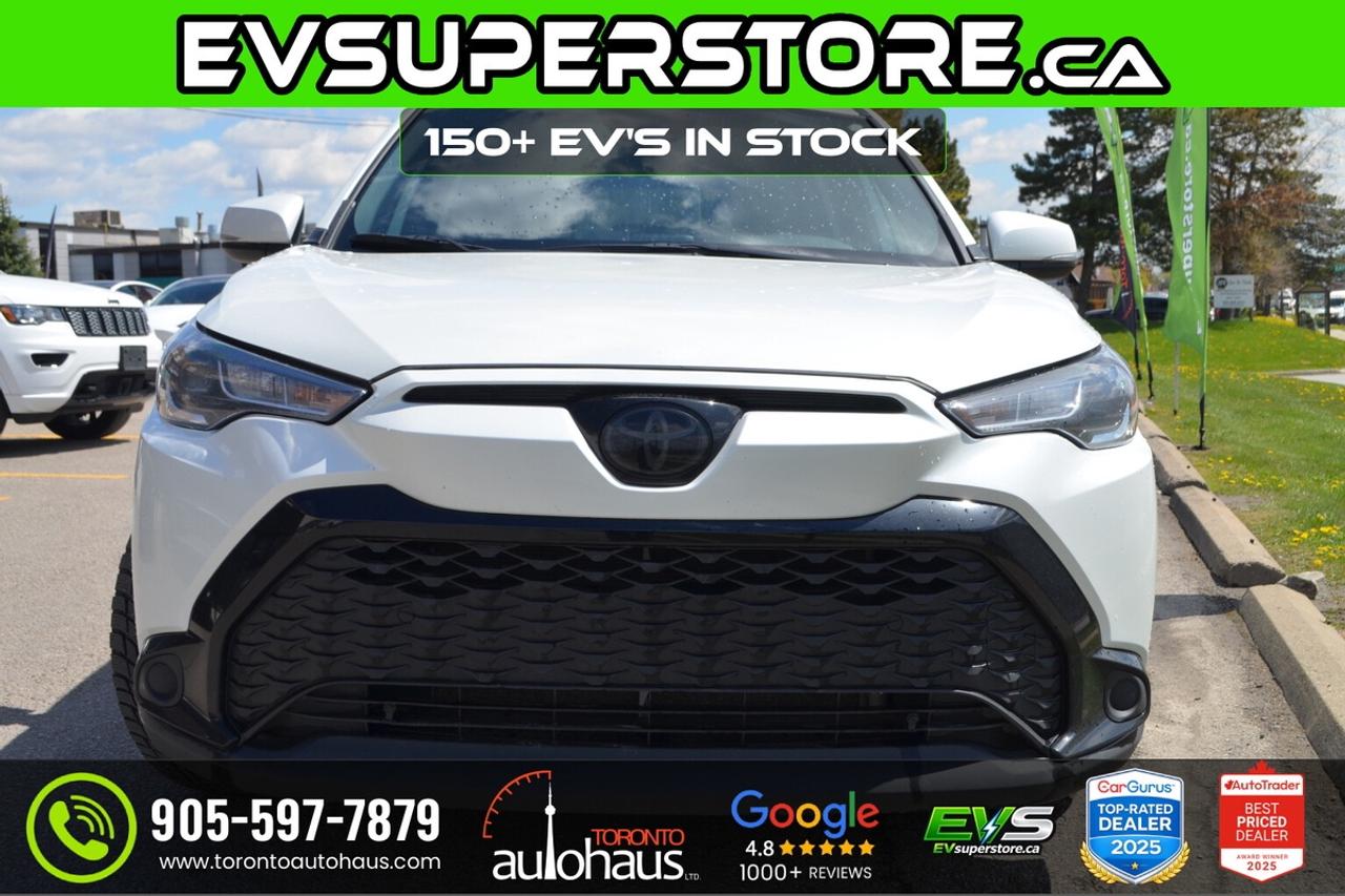 2024 Toyota Corolla Cross SE I AWD I HYBRID Photo