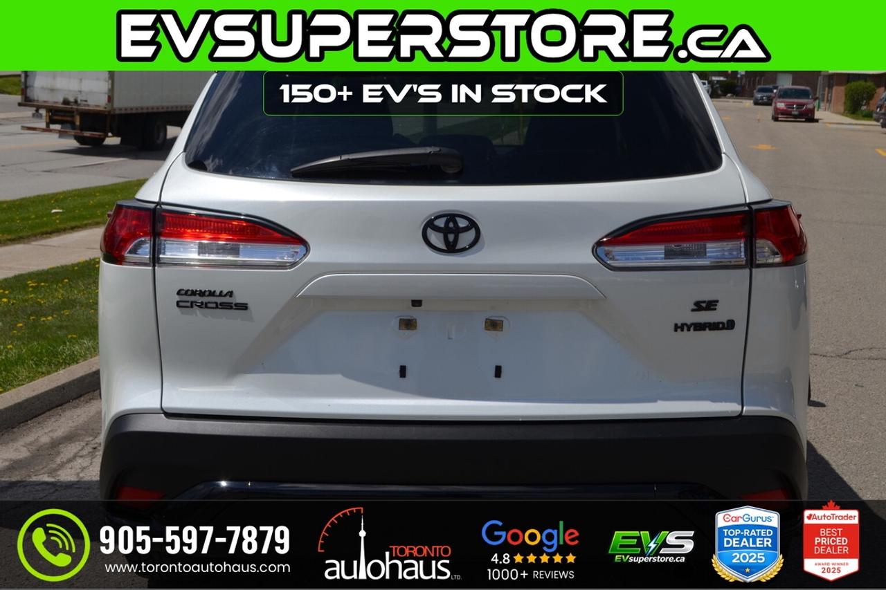 2024 Toyota Corolla Cross SE I AWD I HYBRID Photo