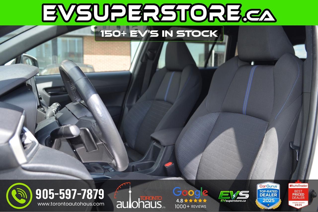 2024 Toyota Corolla Cross SE I AWD I HYBRID Photo