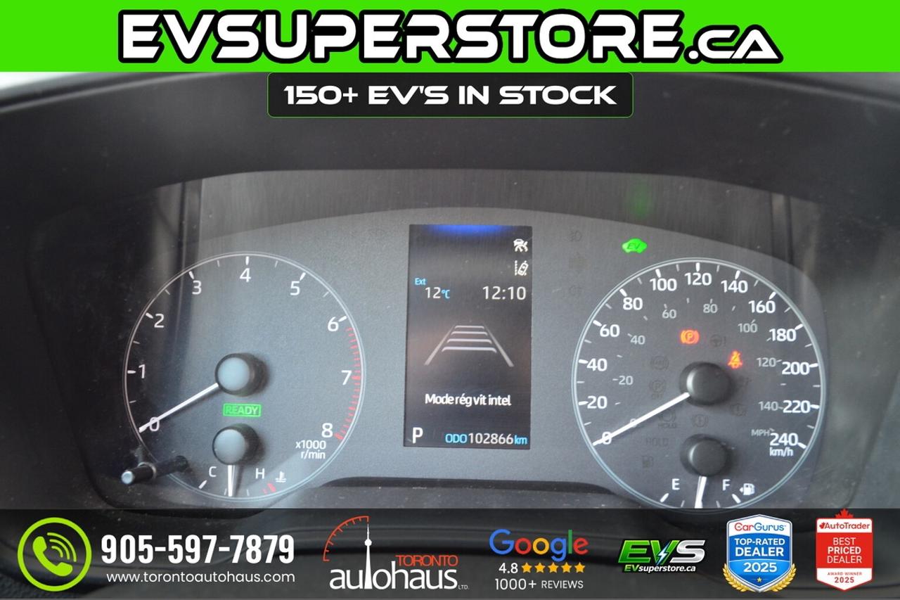 2024 Toyota Corolla Cross SE I AWD I HYBRID Photo