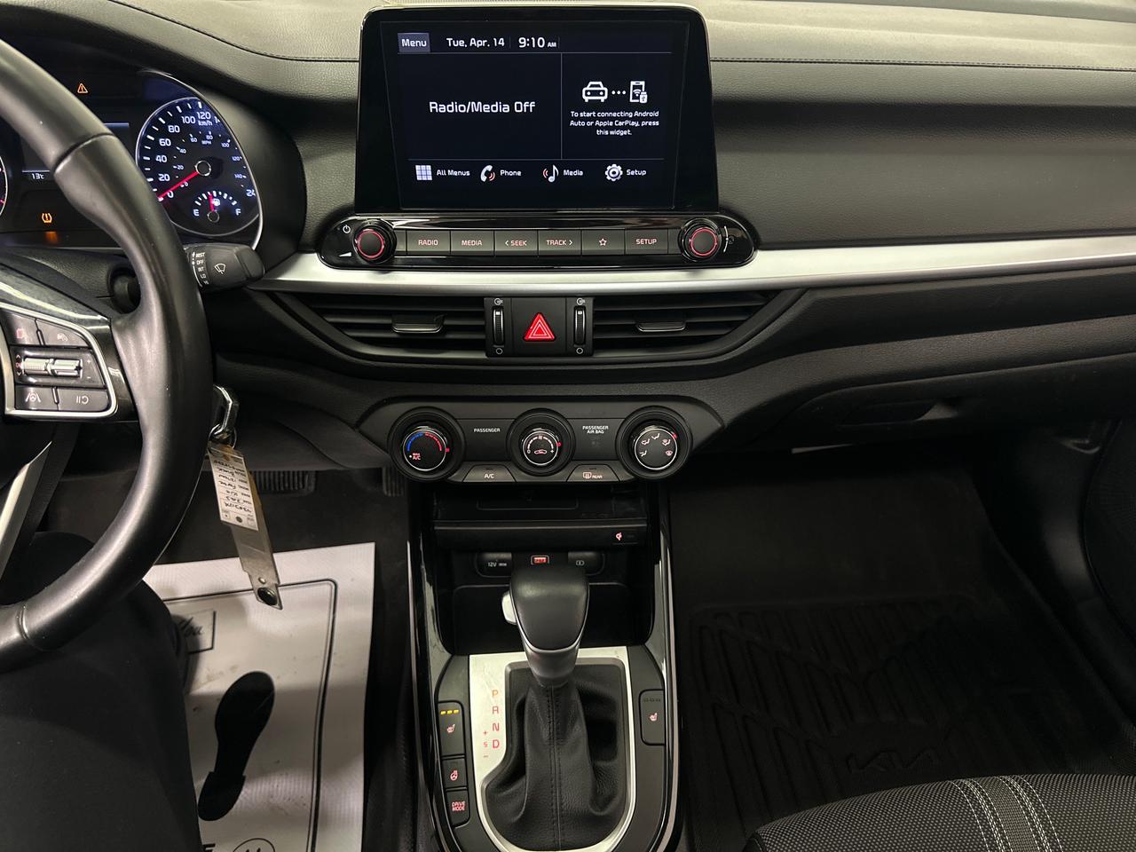 2023 Kia Forte EX 4dr Sedan Photo