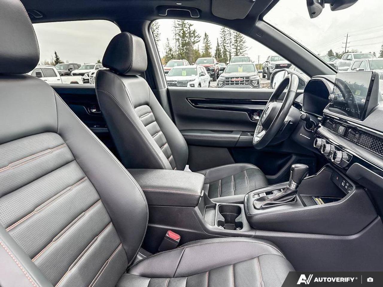 2023 Honda CR-V Hybrid Touring HYBRID. SUNROOF. ALL WEATHER MATS. CERTIFI Photo