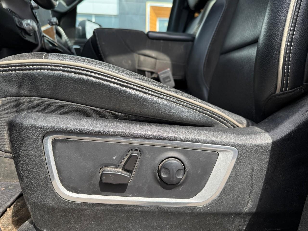 2023 RAM 1500  Photo