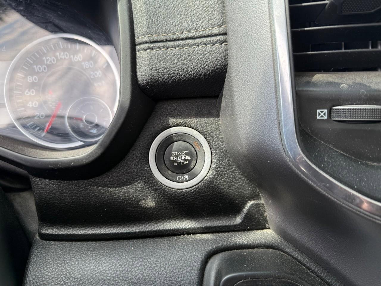 2023 RAM 1500  Photo