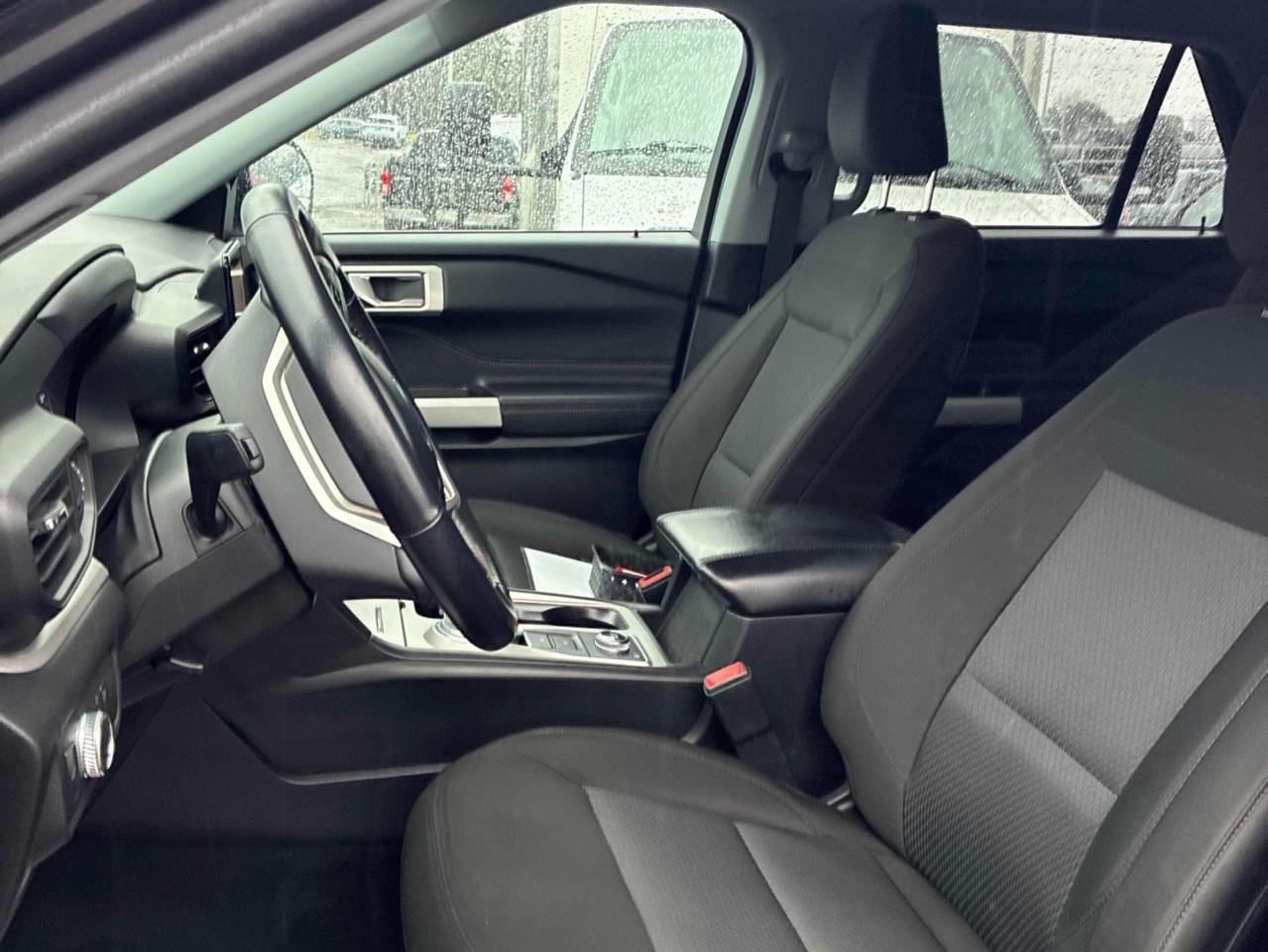 2022 Ford Explorer XLT 4DR 4X4 Photo