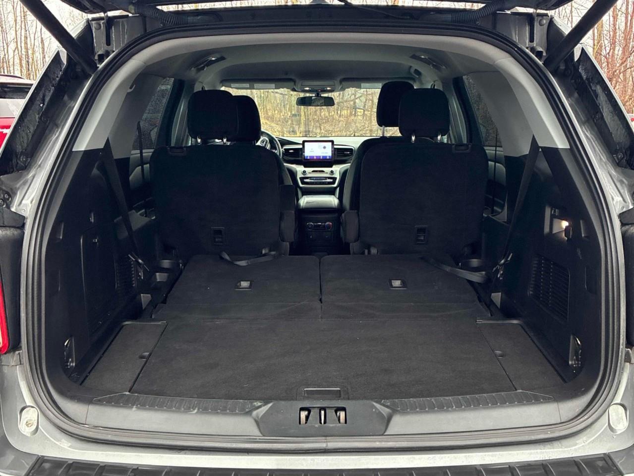 2022 Ford Explorer XLT 4DR 4X4 Photo