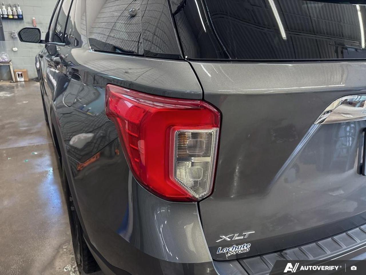 2022 Ford Explorer XLT 4DR 4X4 Photo