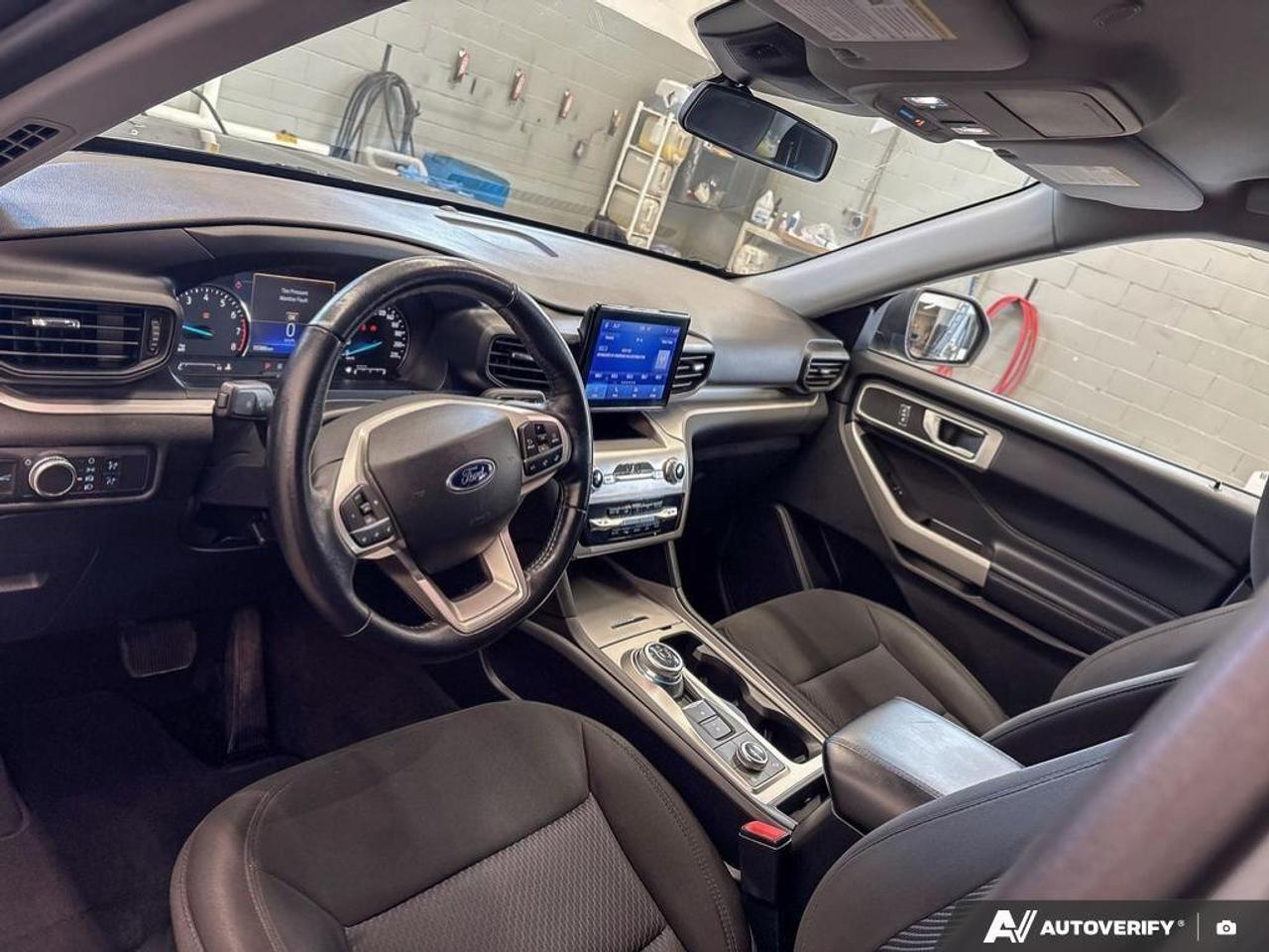 2022 Ford Explorer XLT 4DR 4X4 Photo