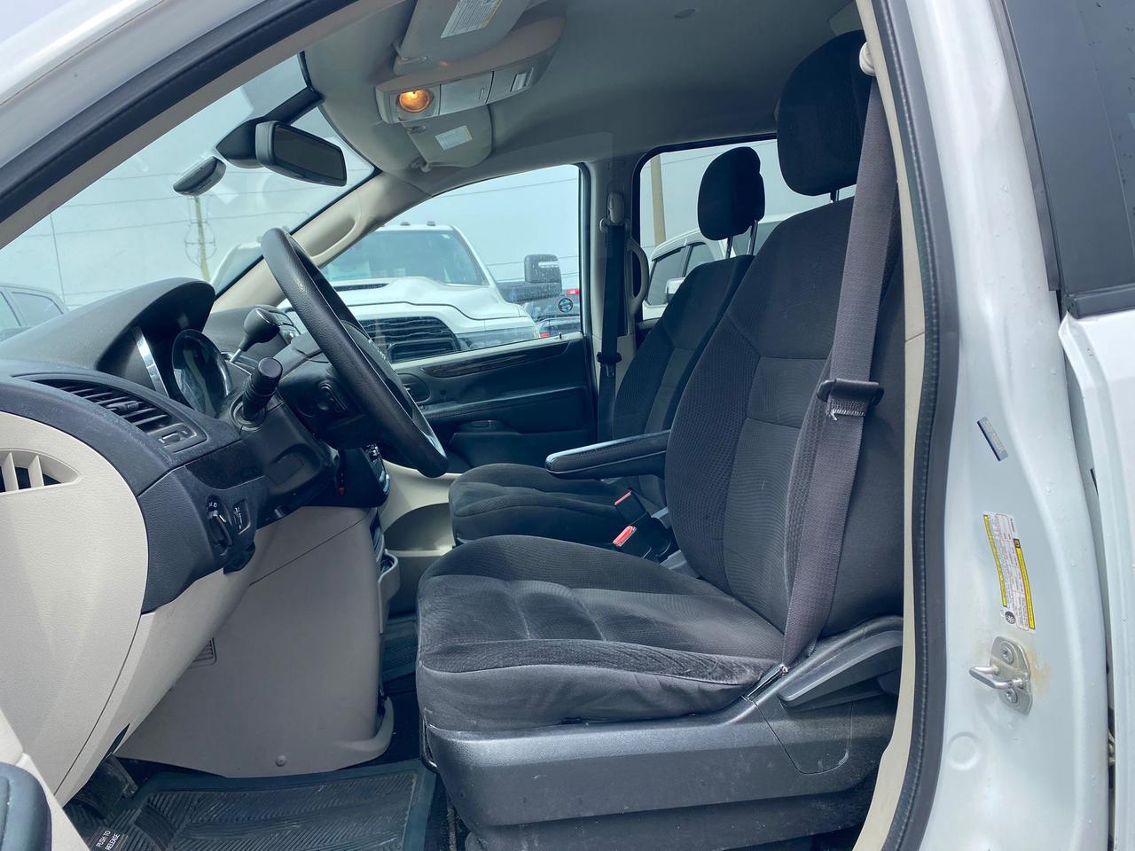 2018 Dodge Grand Caravan SE ~Heated Mirrors ~Alloys ~Stow 'N Go ~A/C Photo