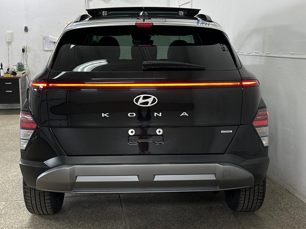 2025 Hyundai KONA 2.0L Preferred w/Trend Package 4dr All-Wheel Drive Photo