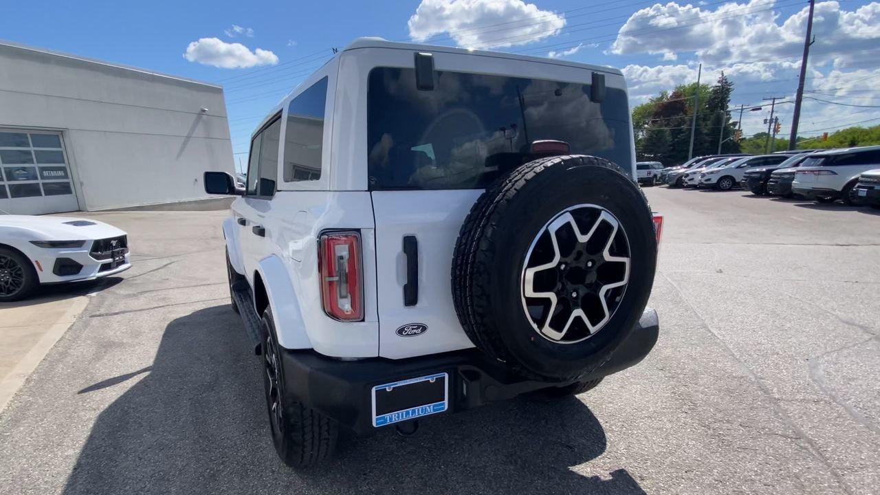 2026 Ford Bronco Outer Banks Photo