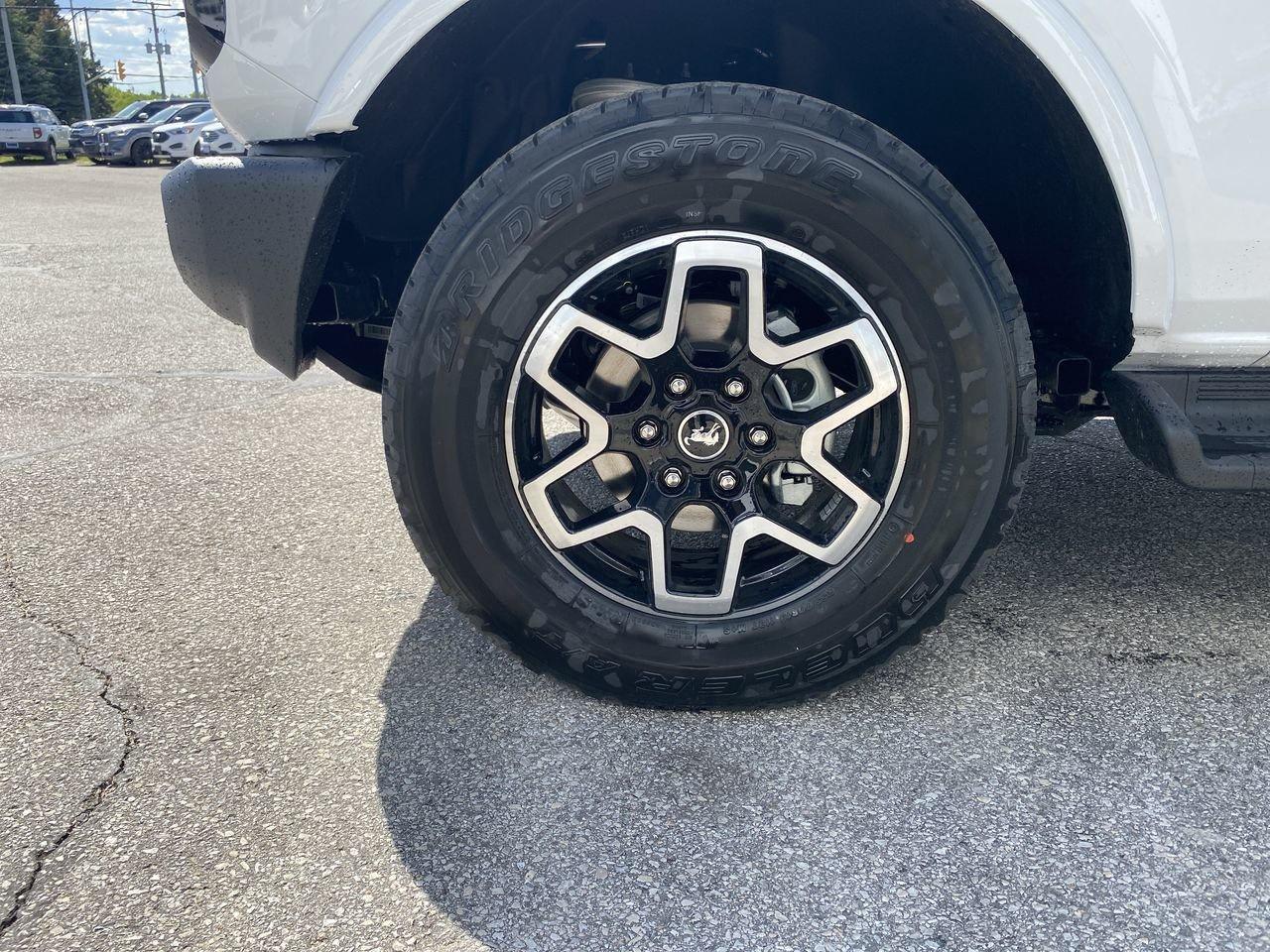 2026 Ford Bronco Outer Banks Photo