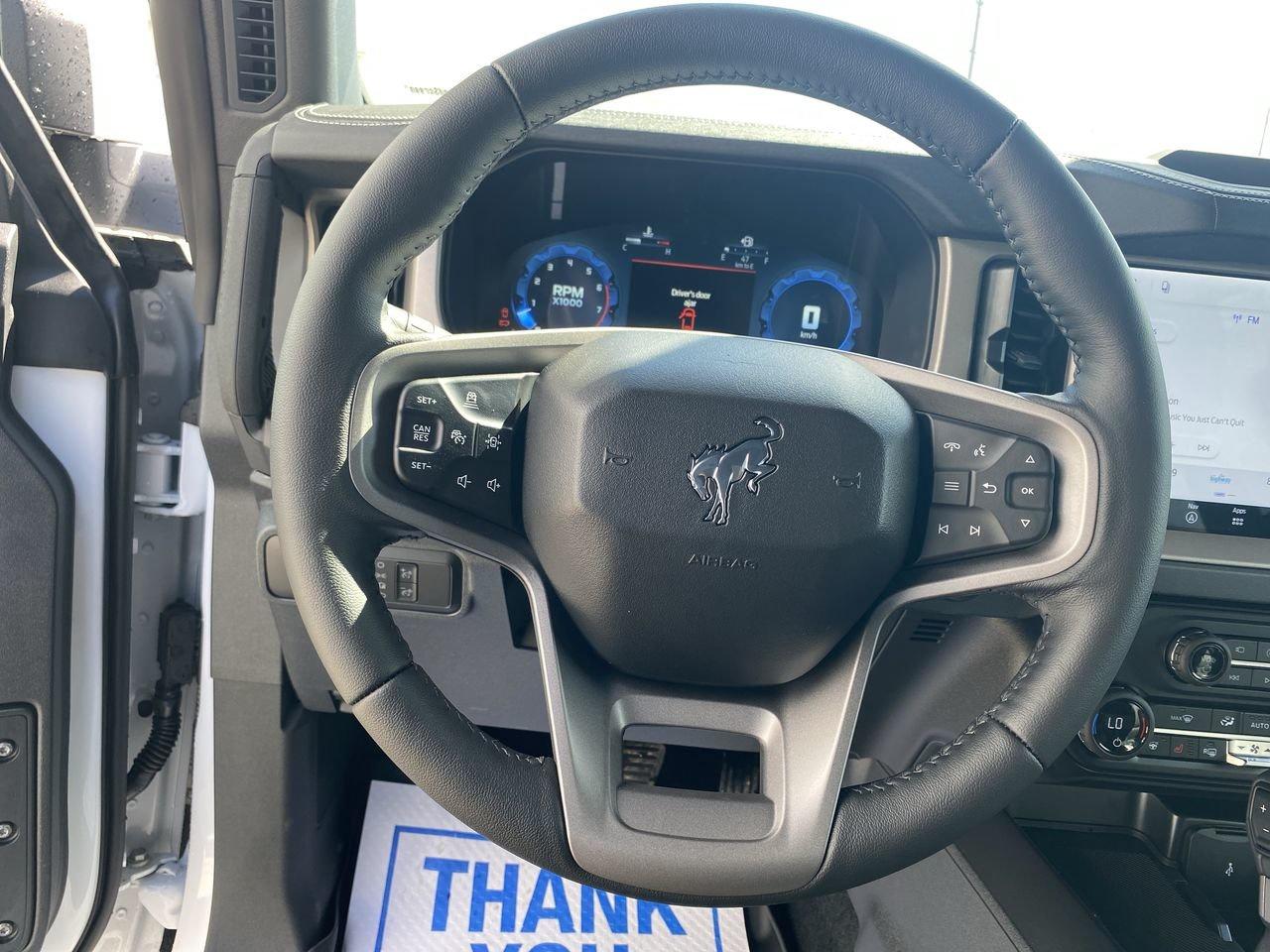 2026 Ford Bronco Outer Banks Photo