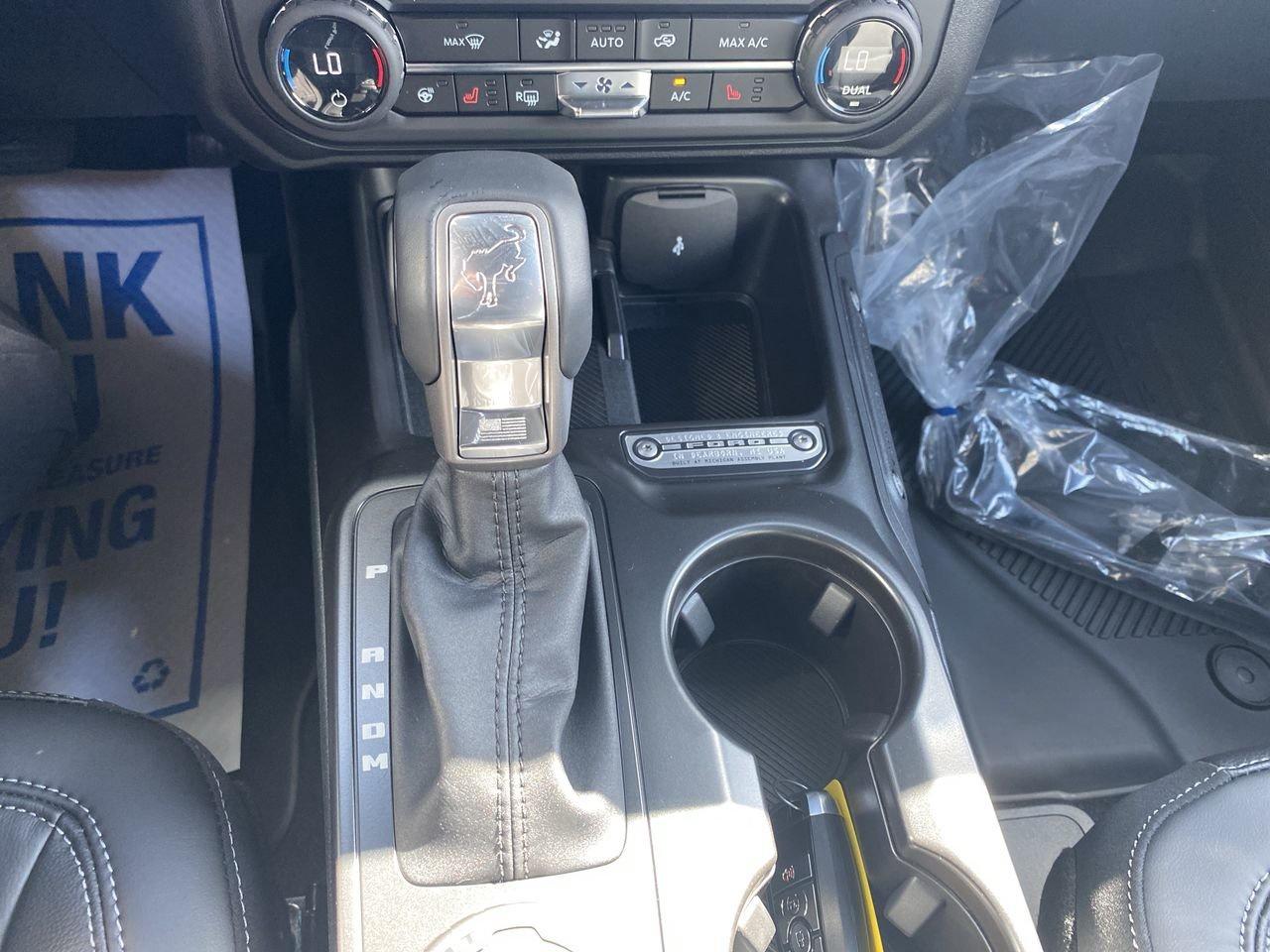 2026 Ford Bronco Outer Banks Photo