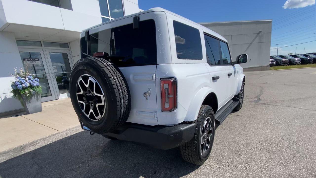 2026 Ford Bronco Outer Banks Photo