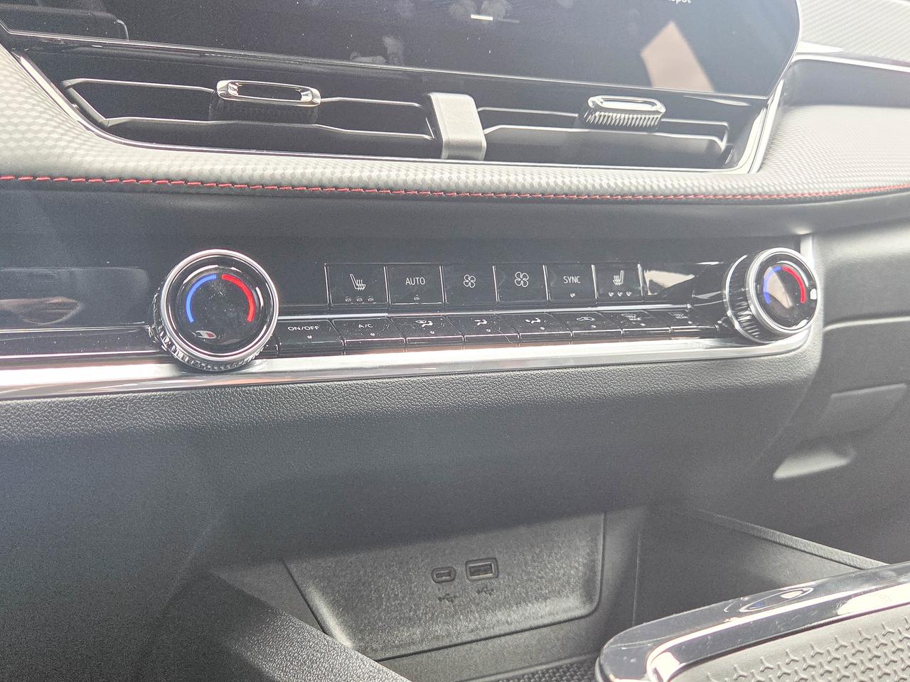 2026 Chevrolet Equinox AWD RS Photo