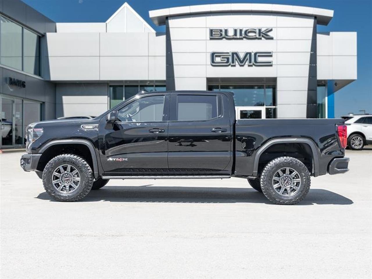2026 GMC Sierra 1500 AT4X Photo2