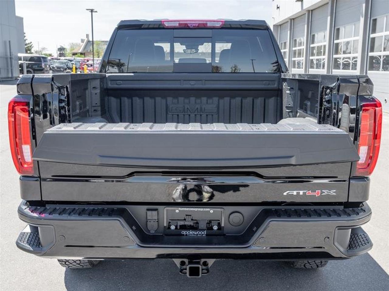 2026 GMC Sierra 1500 AT4X Photo