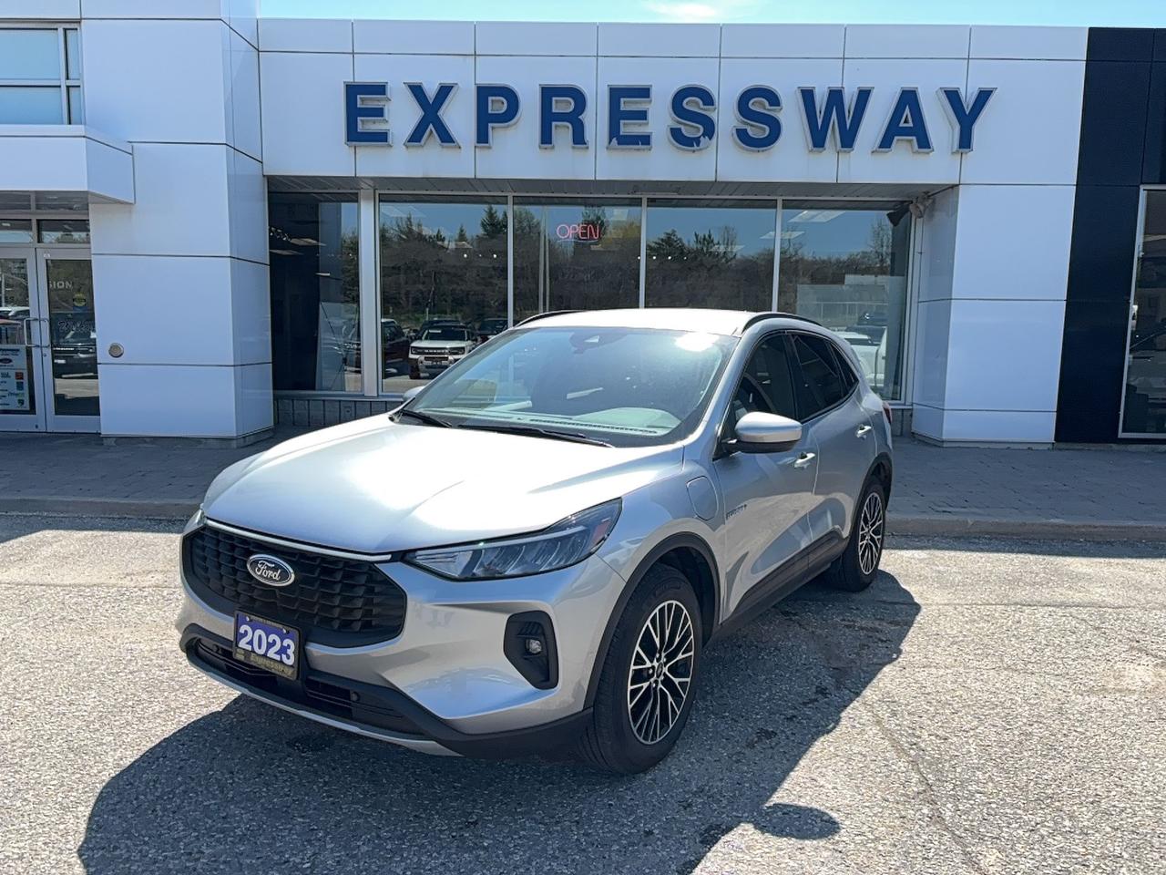 2023 Ford Escape PLUG IN HYBRID! LOADED, FACTORY HITCH! 700A PACK! Photo0