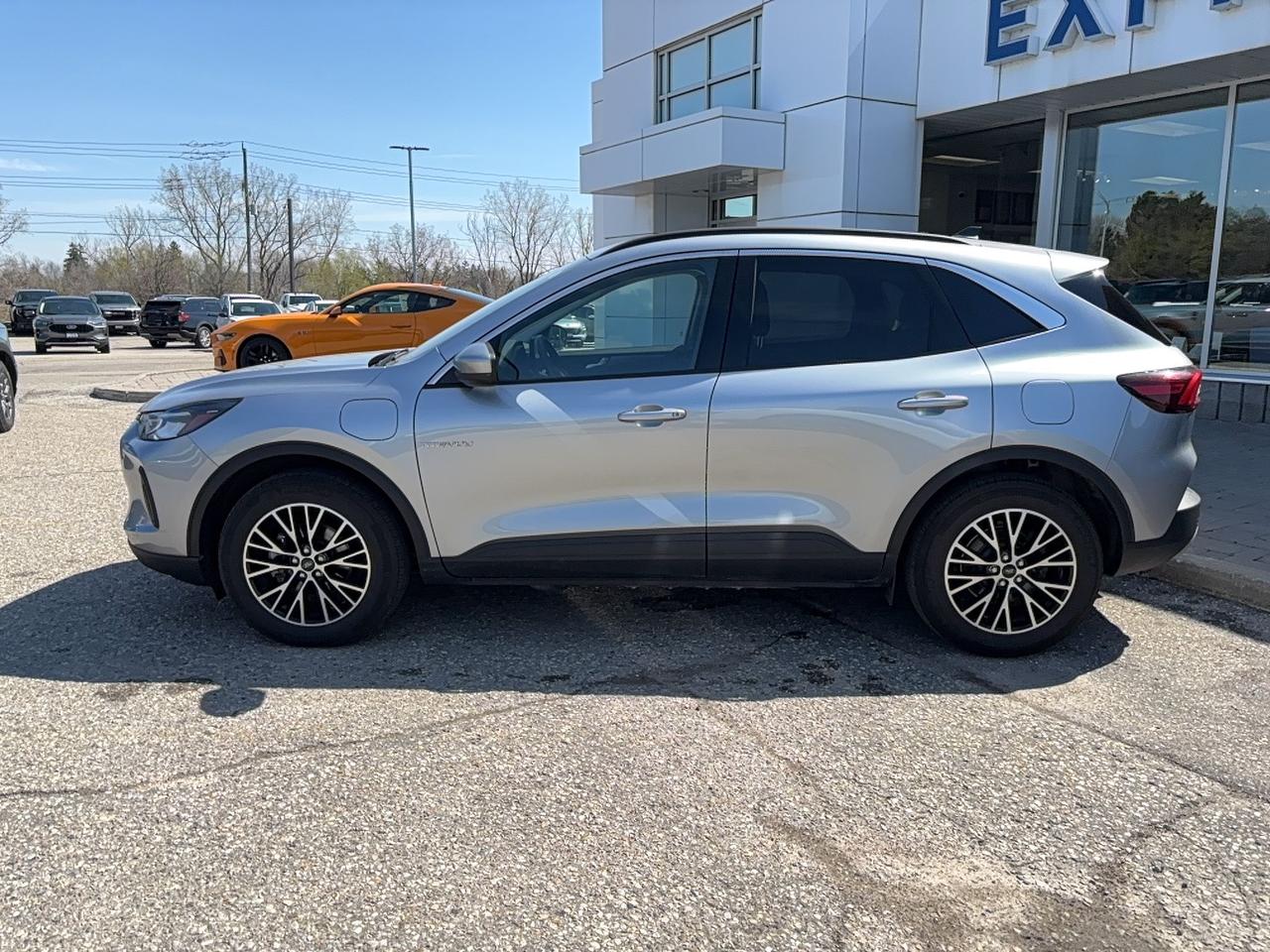 2023 Ford Escape PLUG IN HYBRID! LOADED, FACTORY HITCH! 700A PACK! Photo