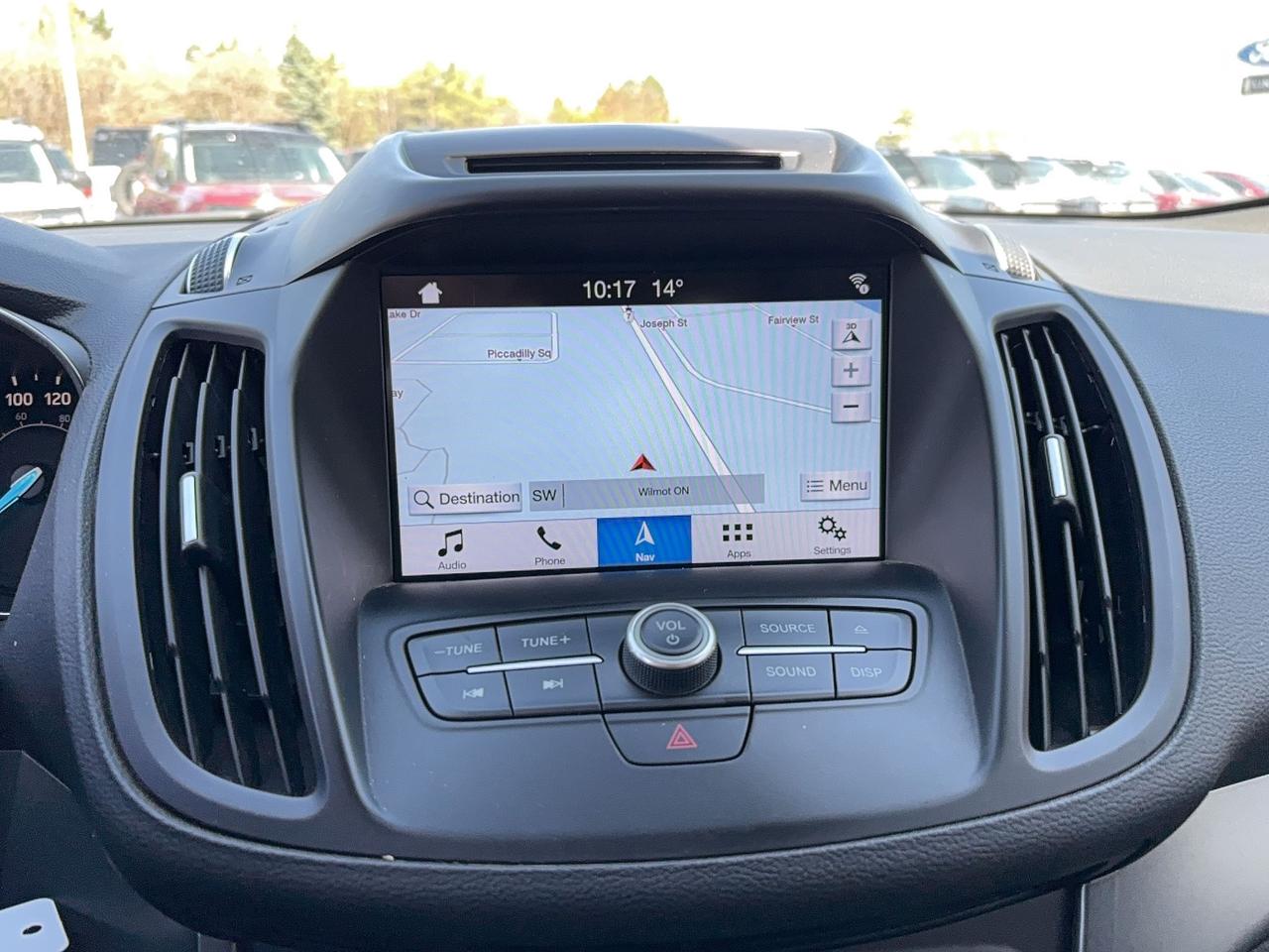 2018 Ford Escape SEL, POWER LIFTGATE, HEATED SEATS, LOCAL TRADE! Photo