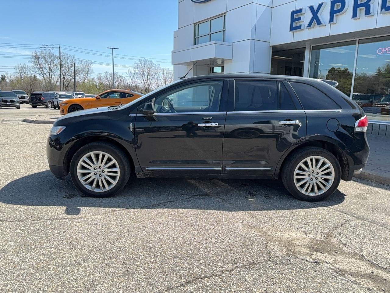 2013 Lincoln MKX AWD, LOCAL TRADE, LEATHER, NAV, 20" RIMS,AS TRADED Photo
