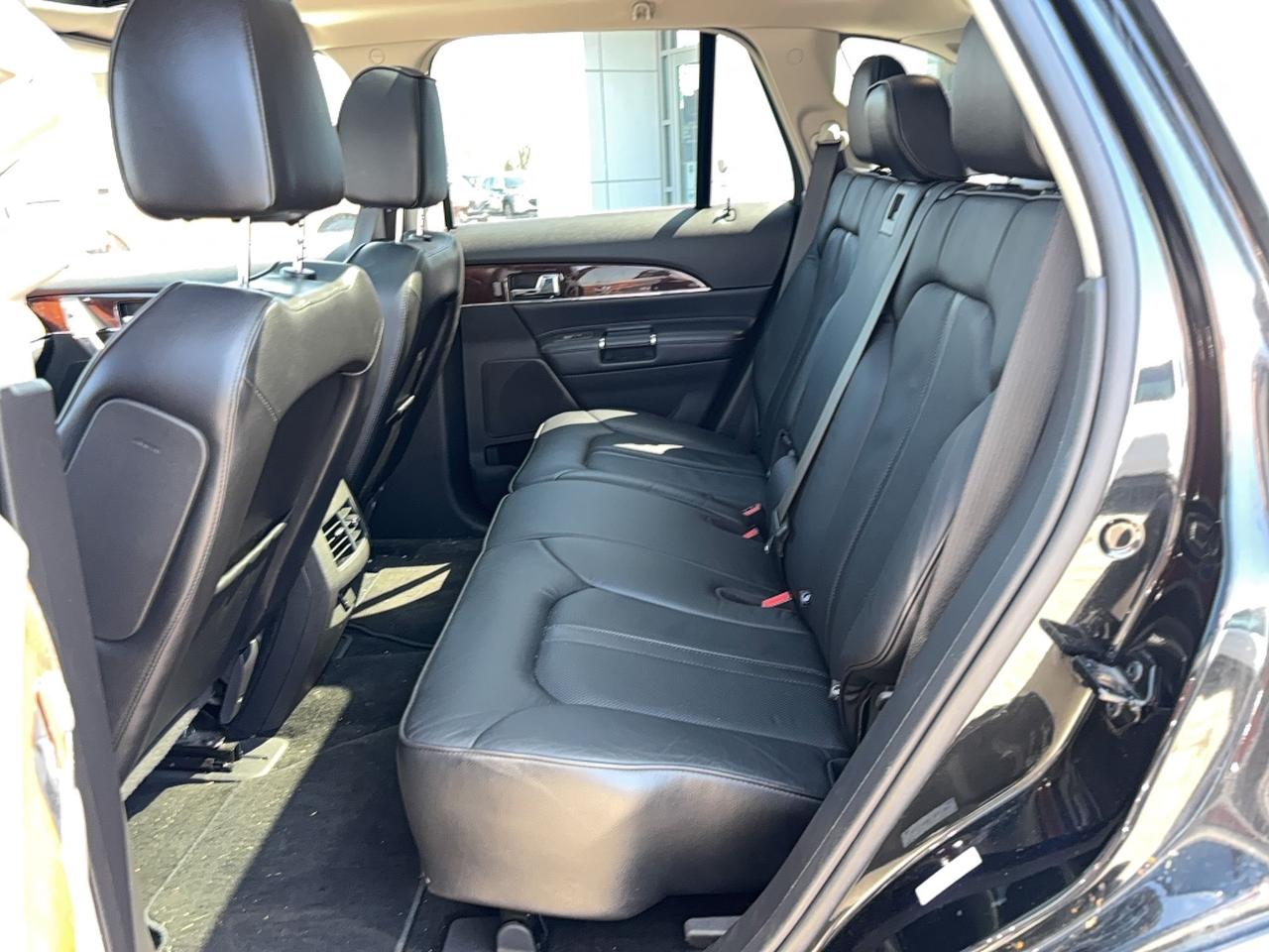 2013 Lincoln MKX AWD, LOCAL TRADE, LEATHER, NAV, 20" RIMS,AS TRADED Photo