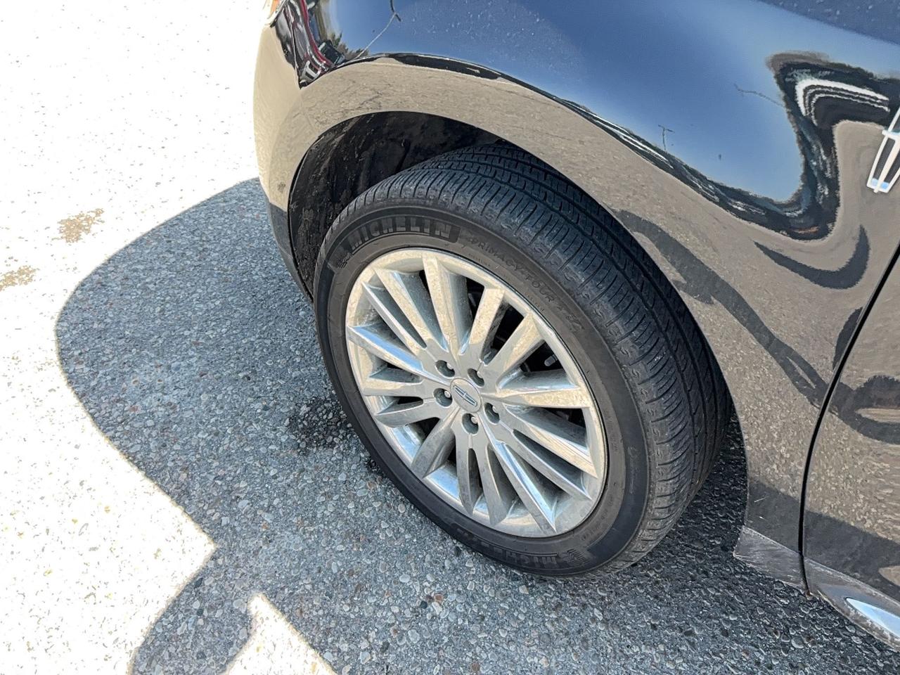 2013 Lincoln MKX AWD, LOCAL TRADE, LEATHER, NAV, 20" RIMS,AS TRADED Photo