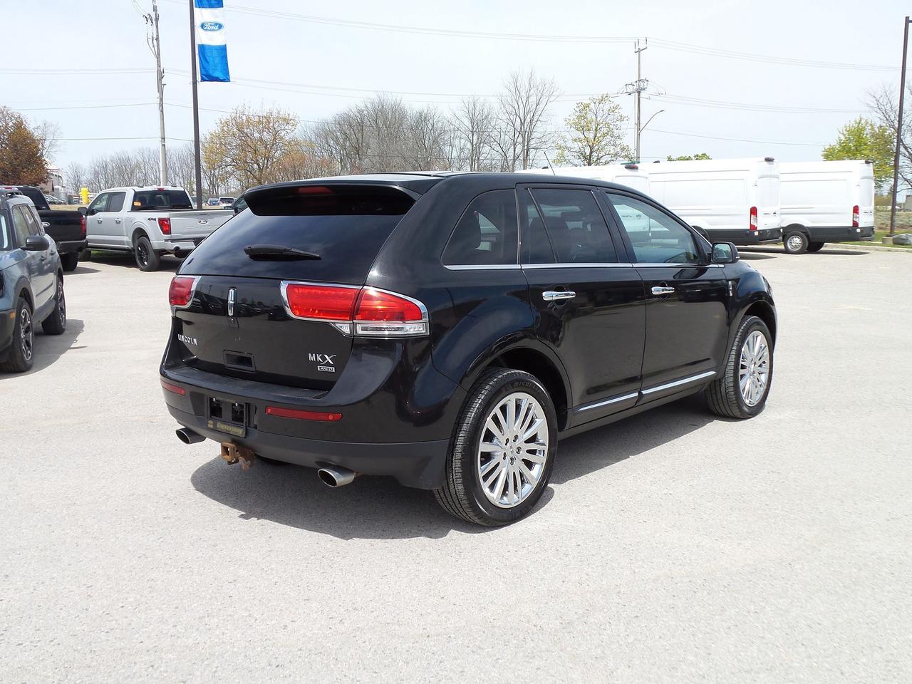2013 Lincoln MKX AWD, LOCAL TRADE, LEATHER, NAV, 20" RIMS,AS TRADED Photo4