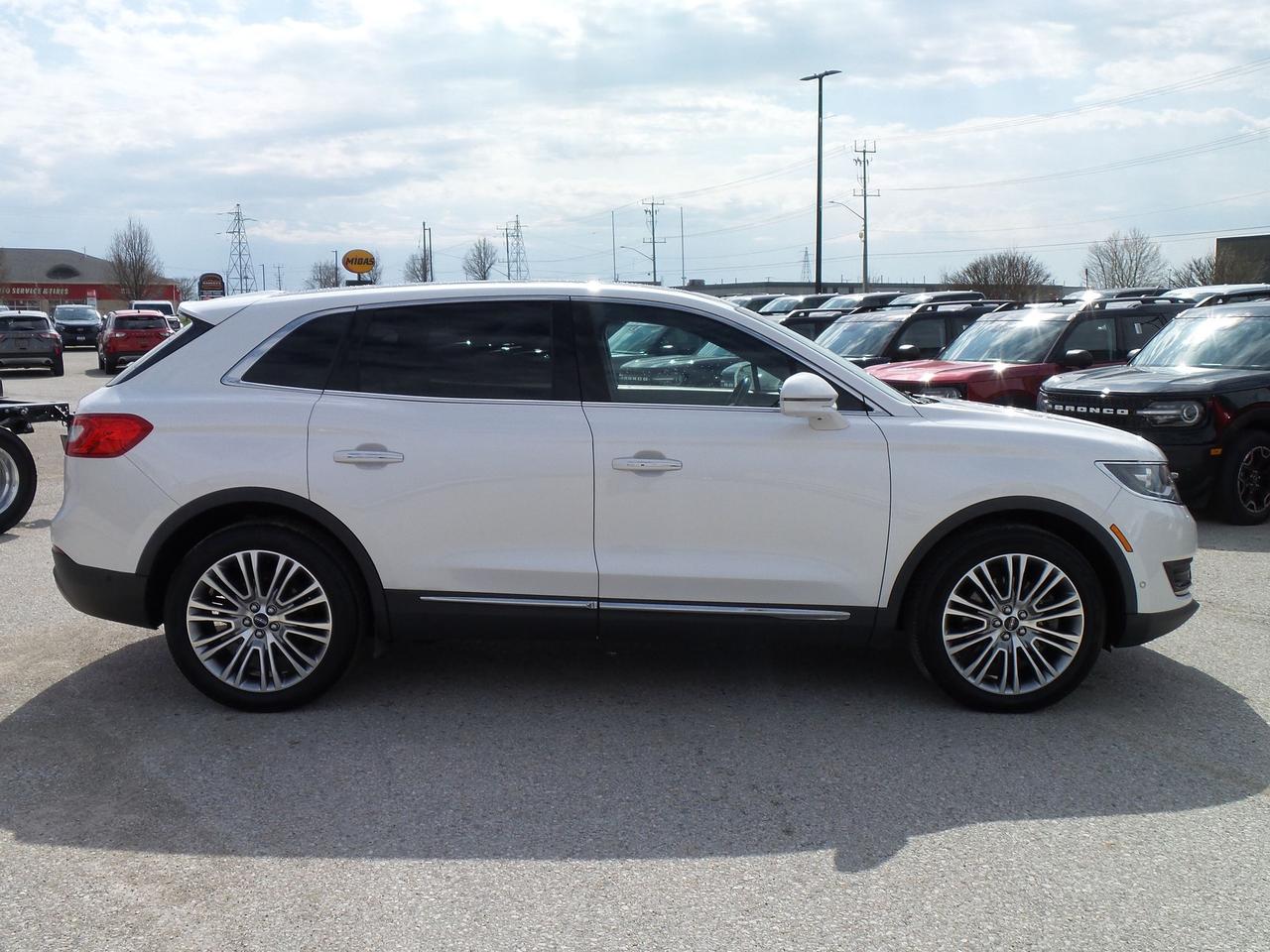 2018 Lincoln MKX UPGRADED 3.7L ENGINE, MOONROOF, TECH, 20'S! Photo