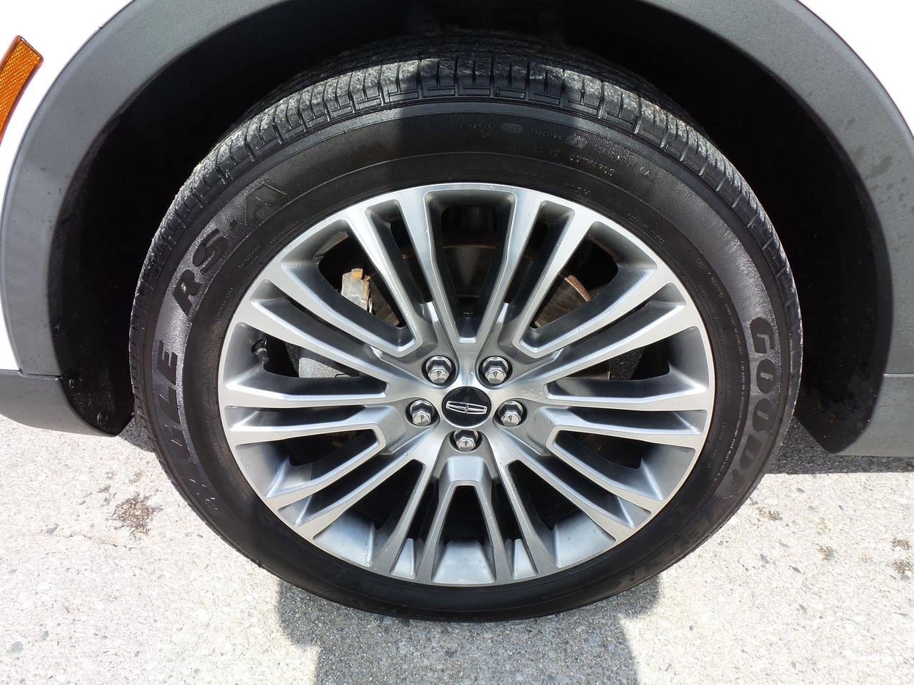 2018 Lincoln MKX UPGRADED 3.7L ENGINE, MOONROOF, TECH, 20'S! Photo