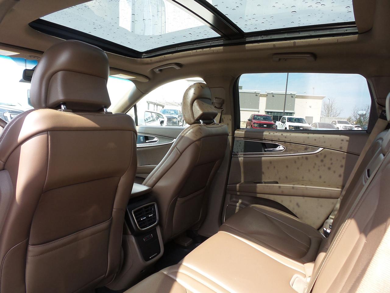 2018 Lincoln MKX UPGRADED 3.7L ENGINE, MOONROOF, TECH, 20'S! Photo