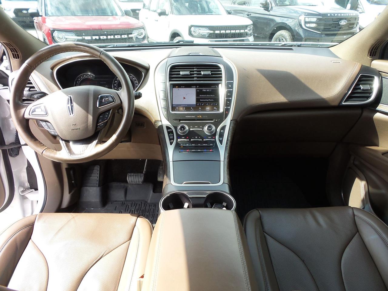 2018 Lincoln MKX UPGRADED 3.7L ENGINE, MOONROOF, TECH, 20'S! Photo